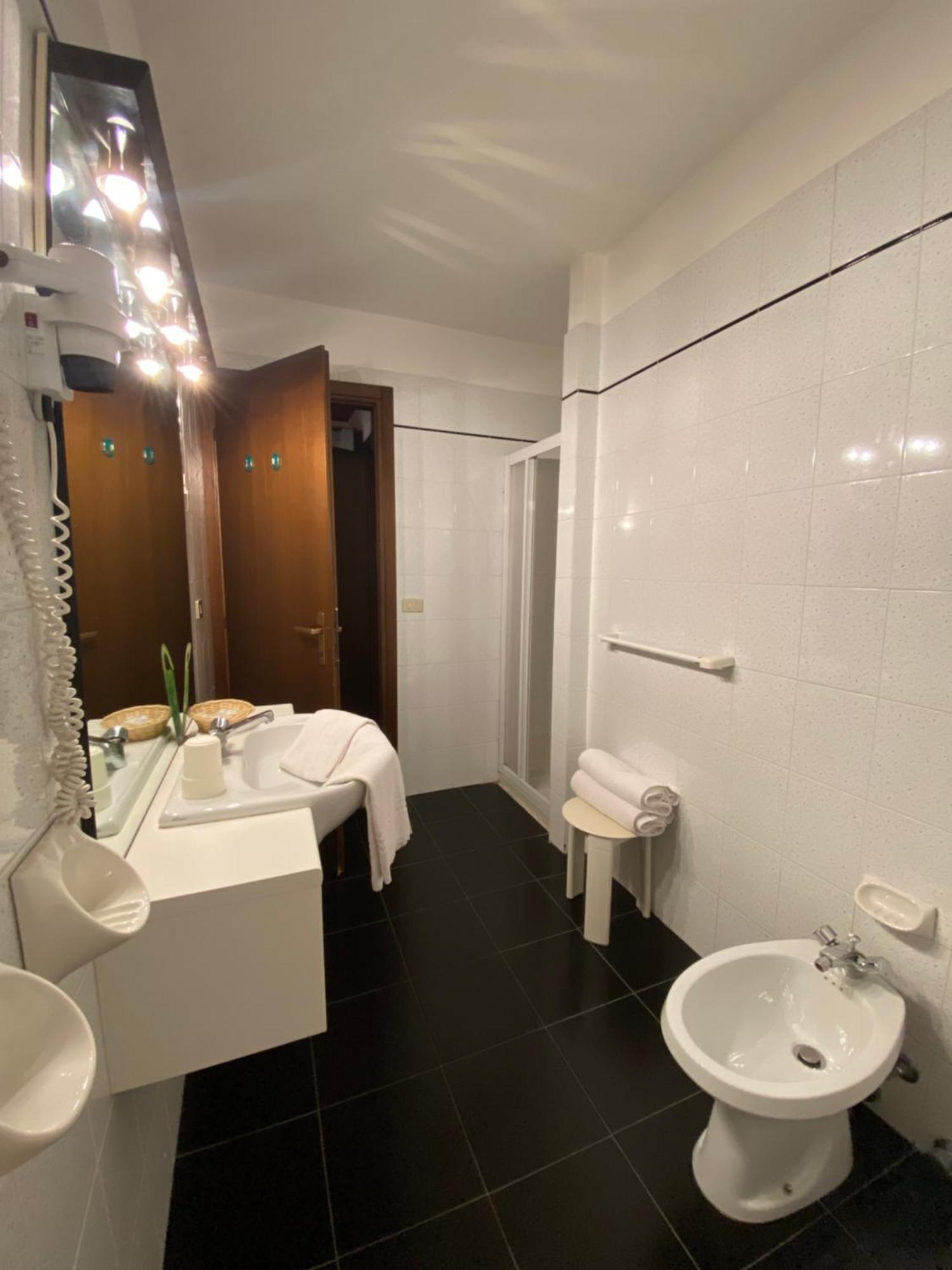 Albergo Aprica Garni Exterior photo